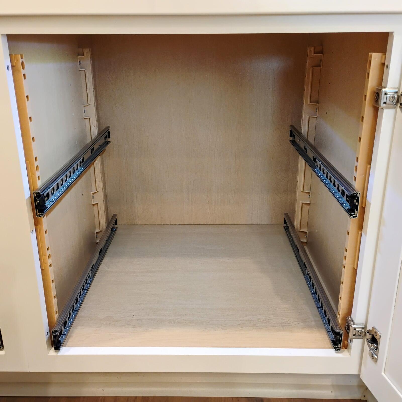 Adjustable Pilaster System